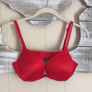 Victoria’s Secret Very Sexy Push Up 36C